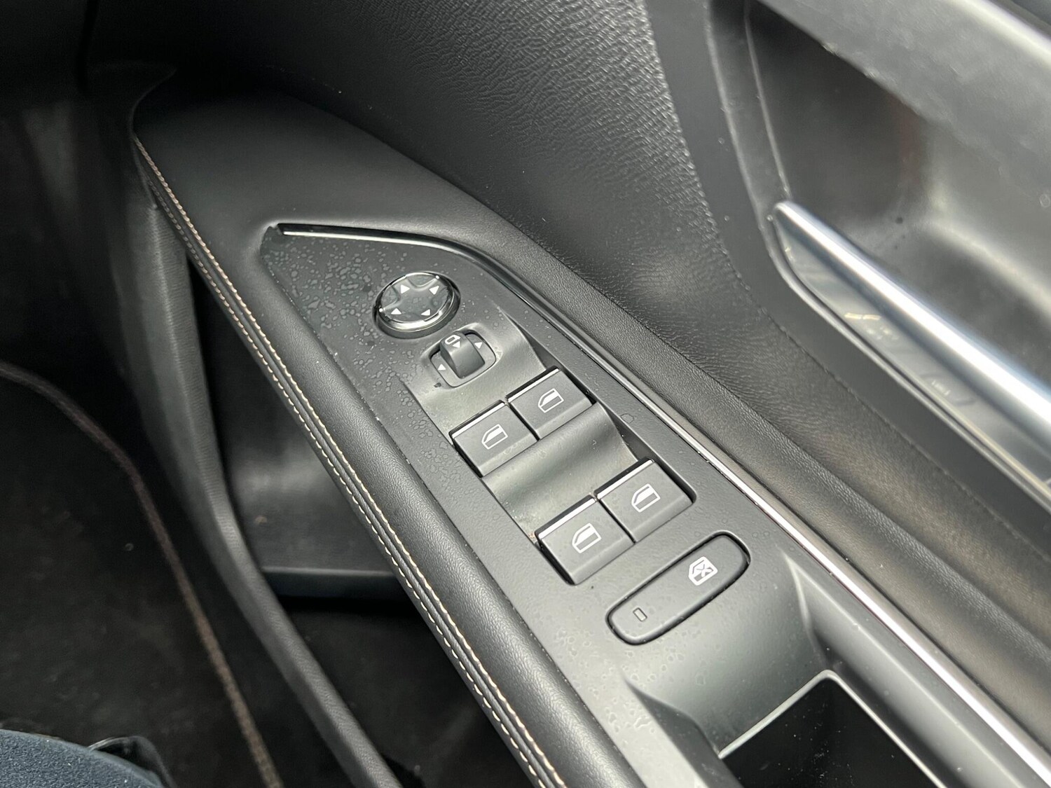 Used Peugeot 5008 2023 for sale - 77343737: Photo 24