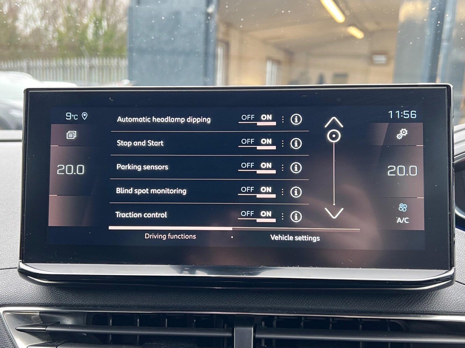 Used Peugeot 5008 2023 for sale - 77343737: Photo 32