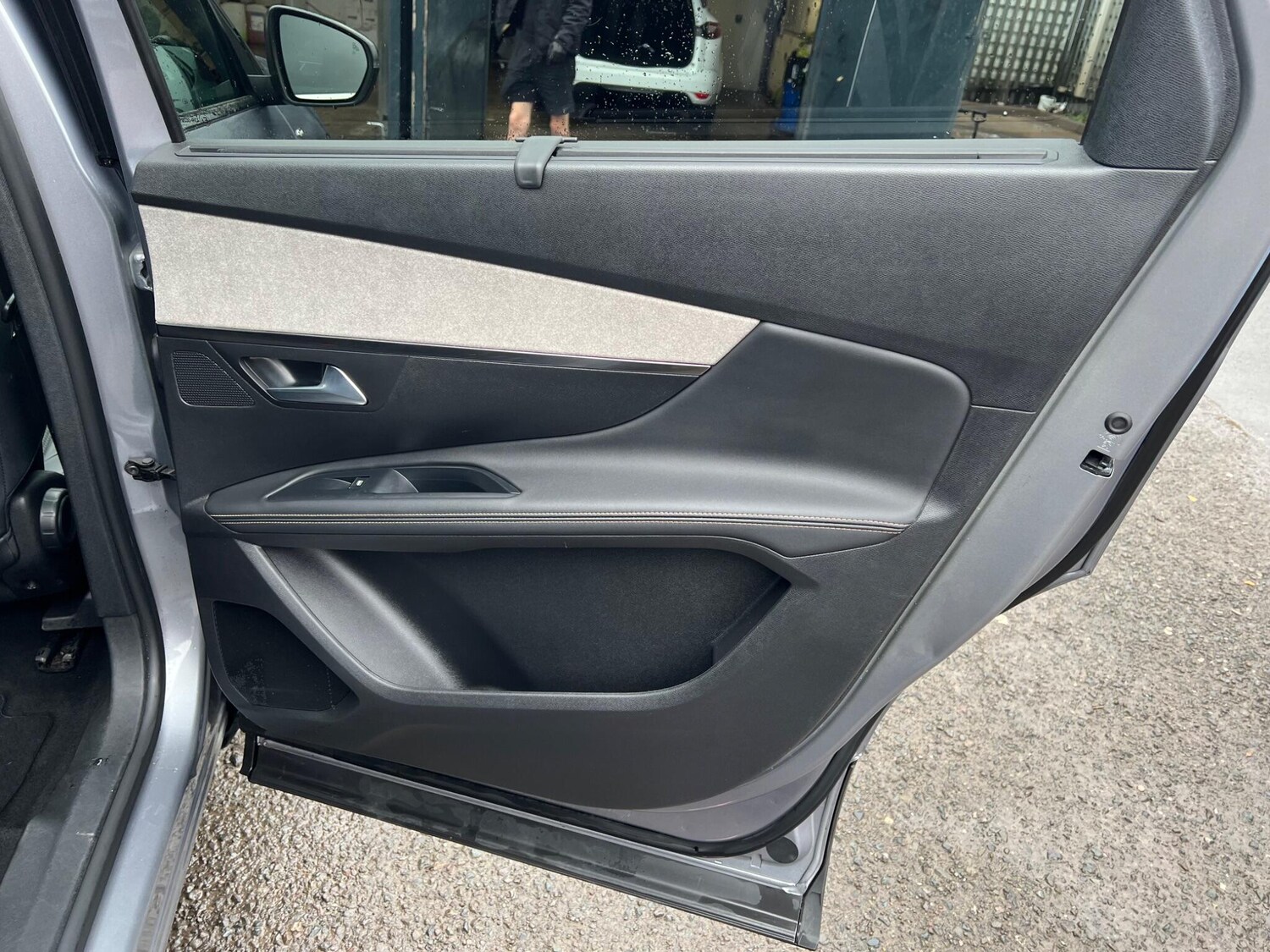 Used Peugeot 5008 2023 for sale - 77343737: Photo 37