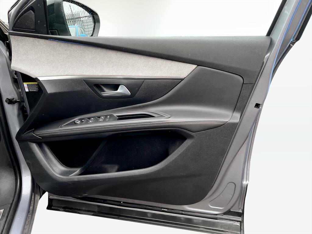 Used Peugeot 5008 2023 for sale - 77343737: Photo 7