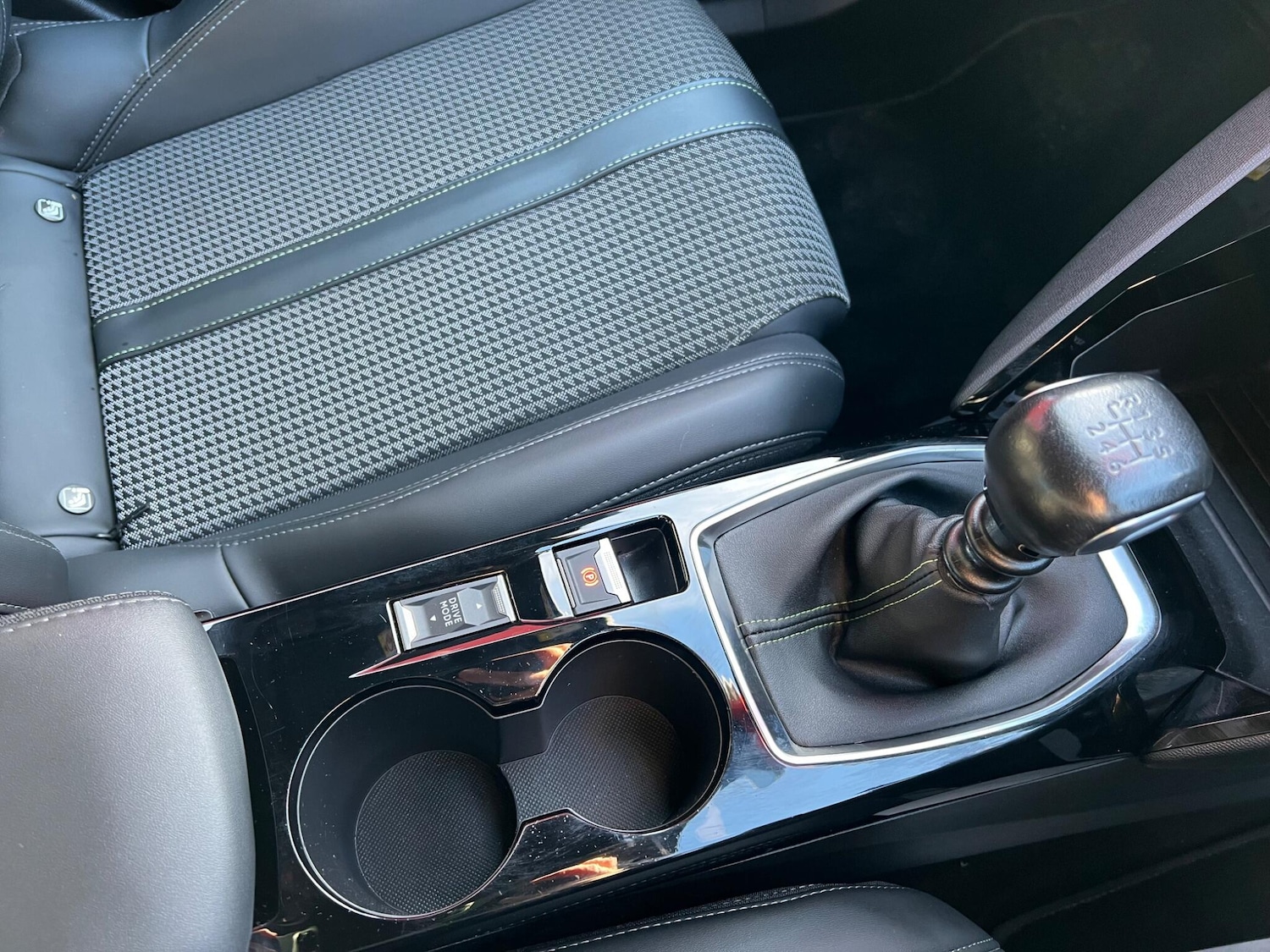 Used Peugeot 2008 2022 for sale - 76781173: Photo 13