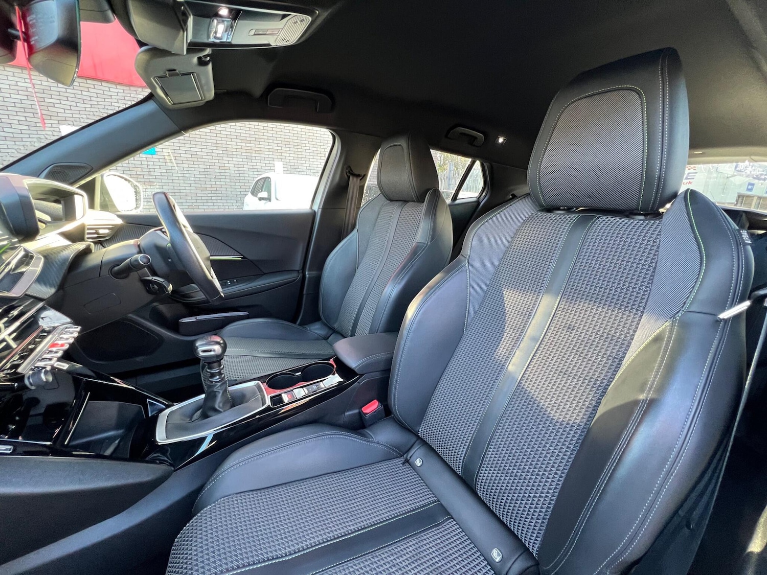 Used Peugeot 2008 2022 for sale - 76781173: Photo 44