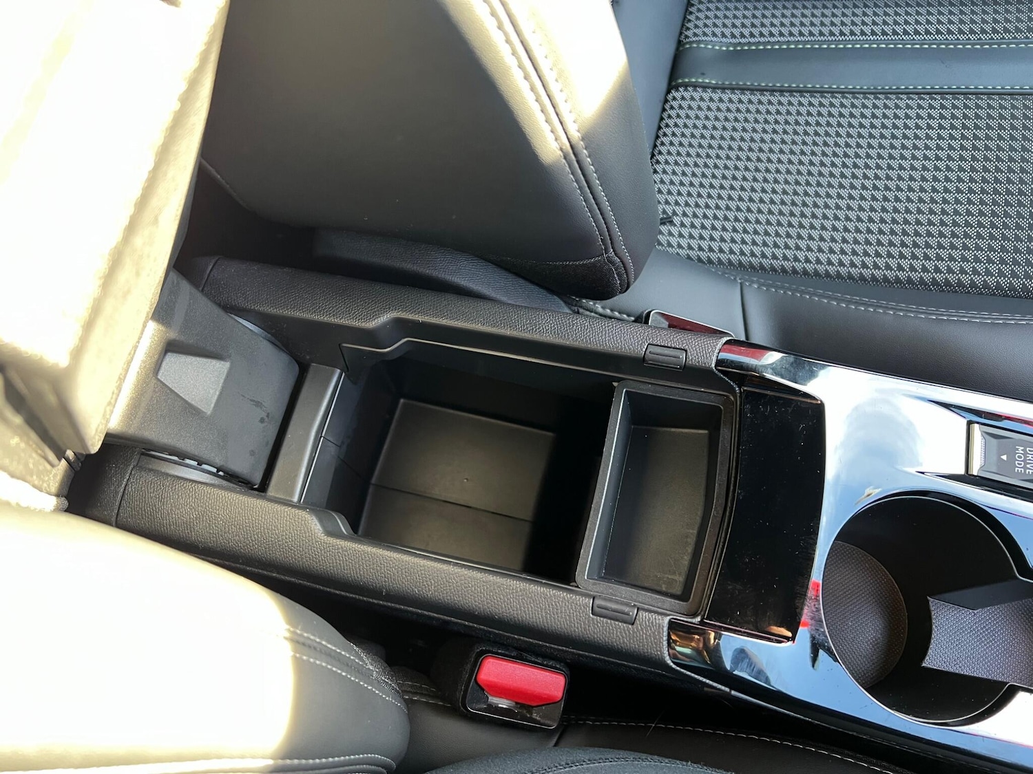 Used Peugeot 2008 2022 for sale - 76781173: Photo 63