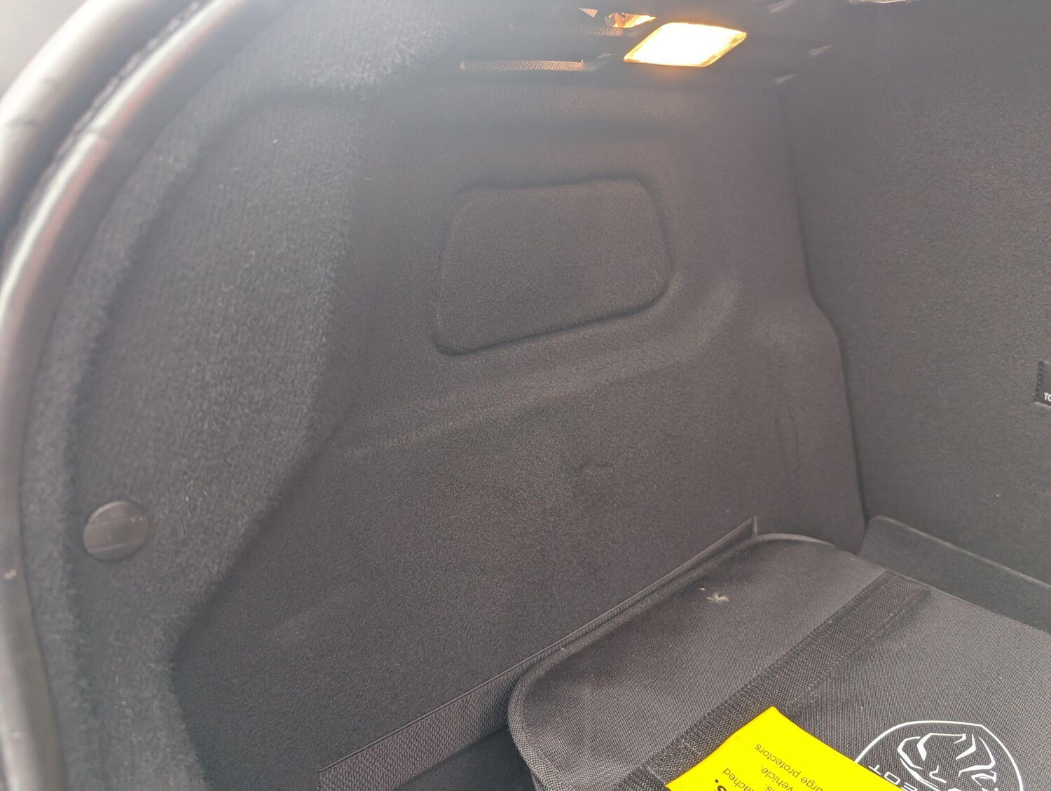 Used Peugeot E-208 2022 for sale - 75883748: Photo 21