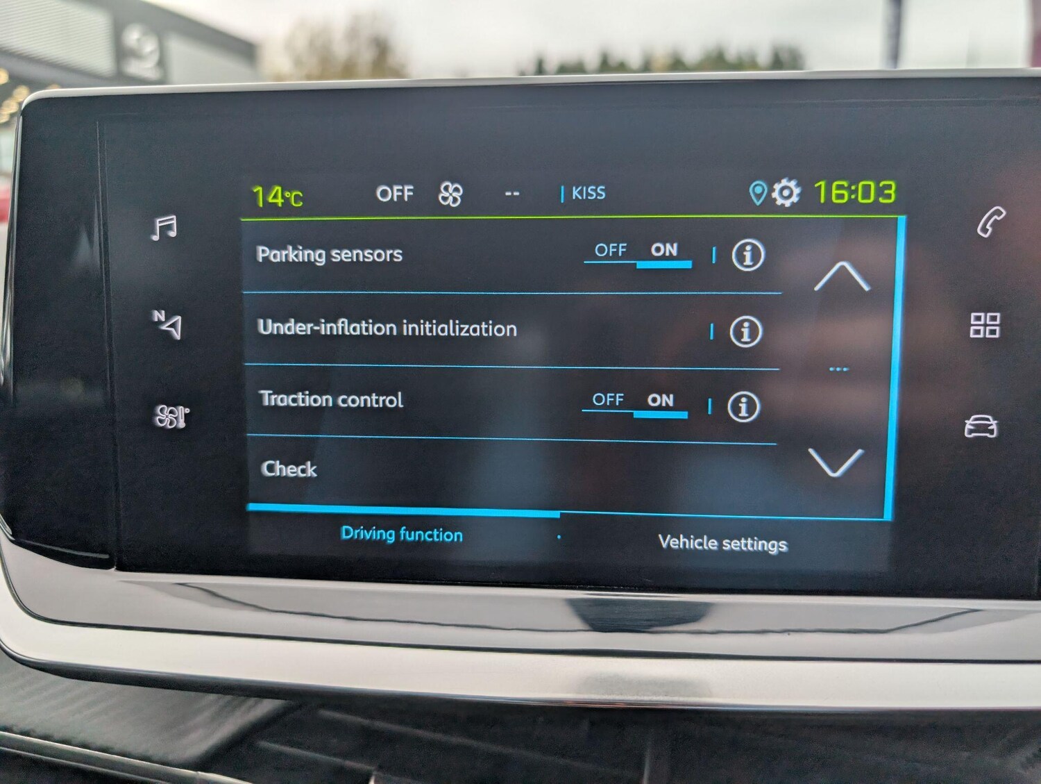 Used Peugeot E-208 2022 for sale - 75883748: Photo 46