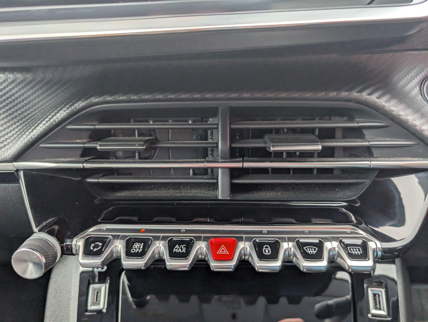 Used Peugeot E-208 2022 for sale - 75883748: Photo 48