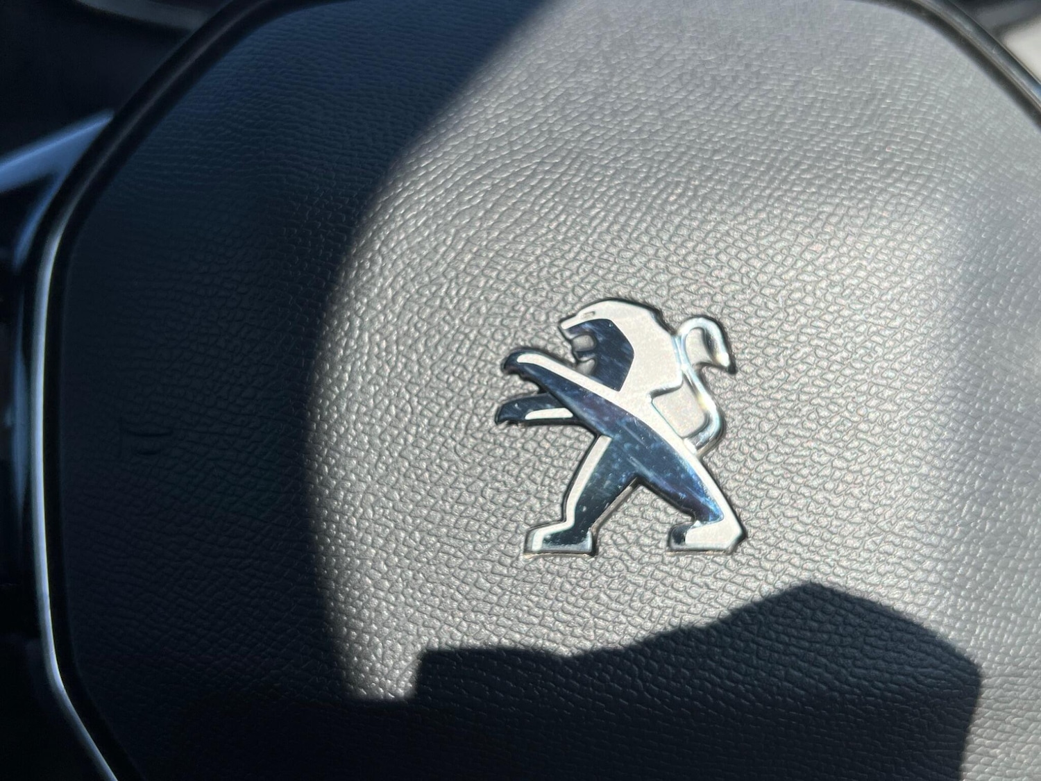 Used Peugeot 208 2023 for sale - 77993111: Photo 23