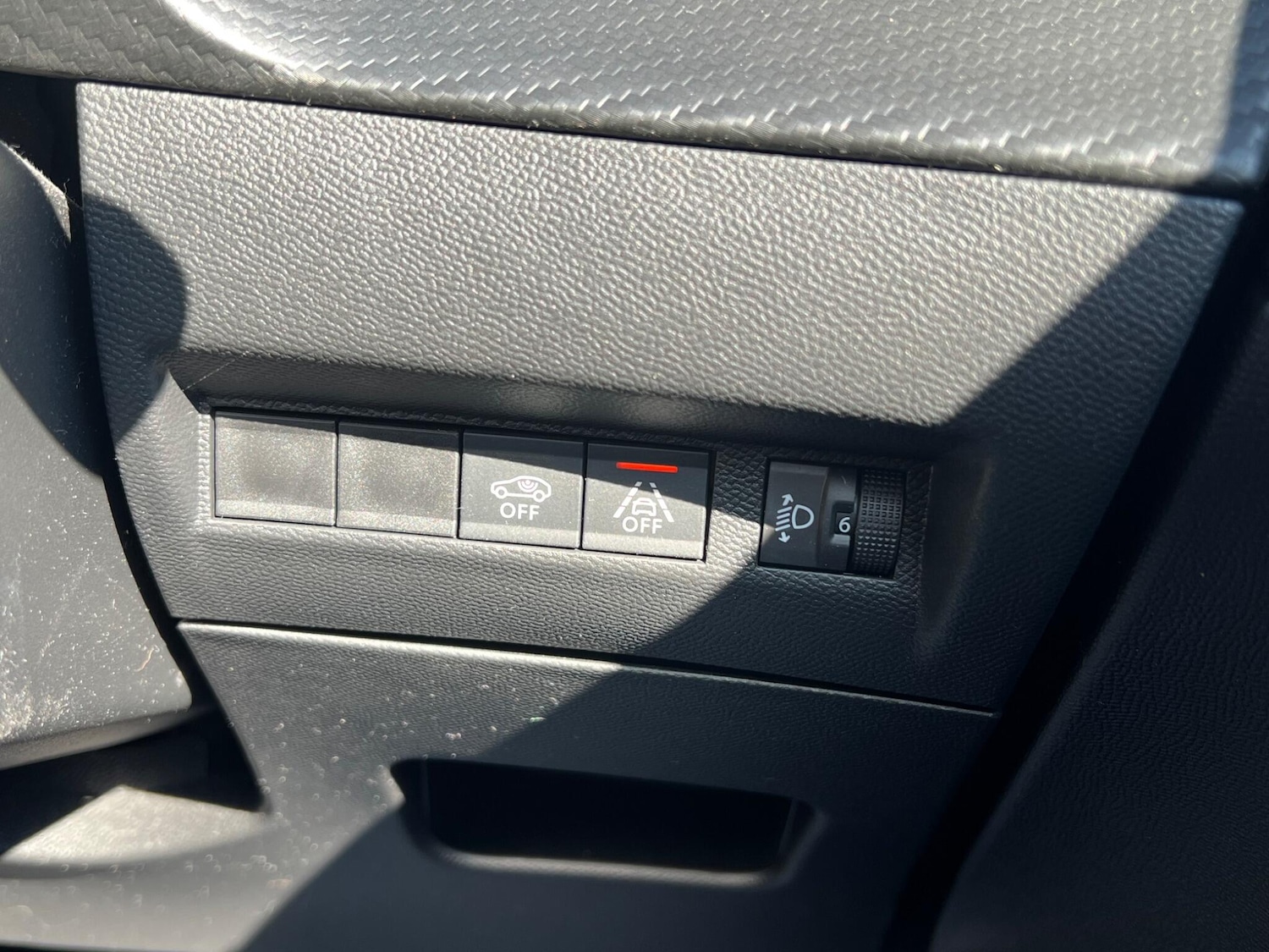 Used Peugeot 208 2023 for sale - 77993111: Photo 26