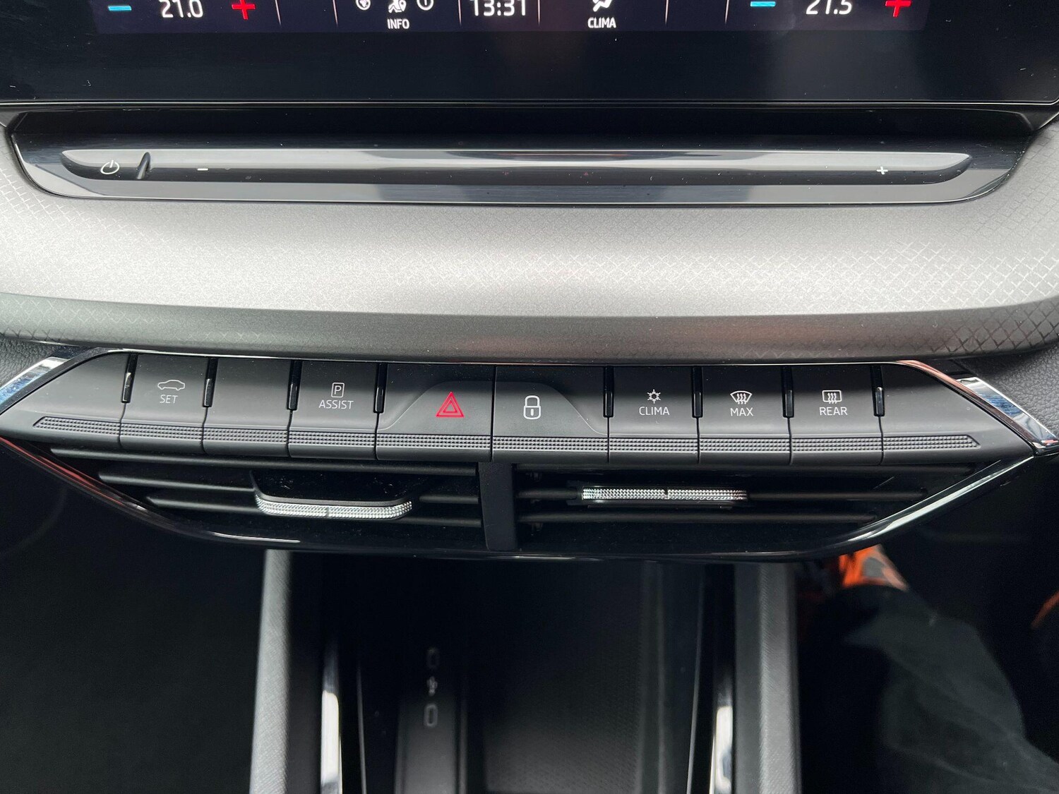 Used Skoda Octavia 2023 for sale - 76270446: Photo 50