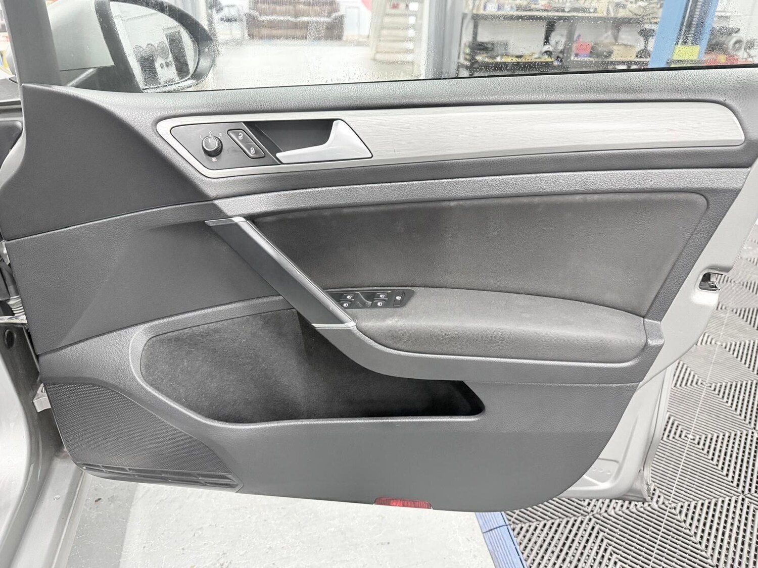 Used Volkswagen Golf 2014 for sale - 77838811: Photo 11