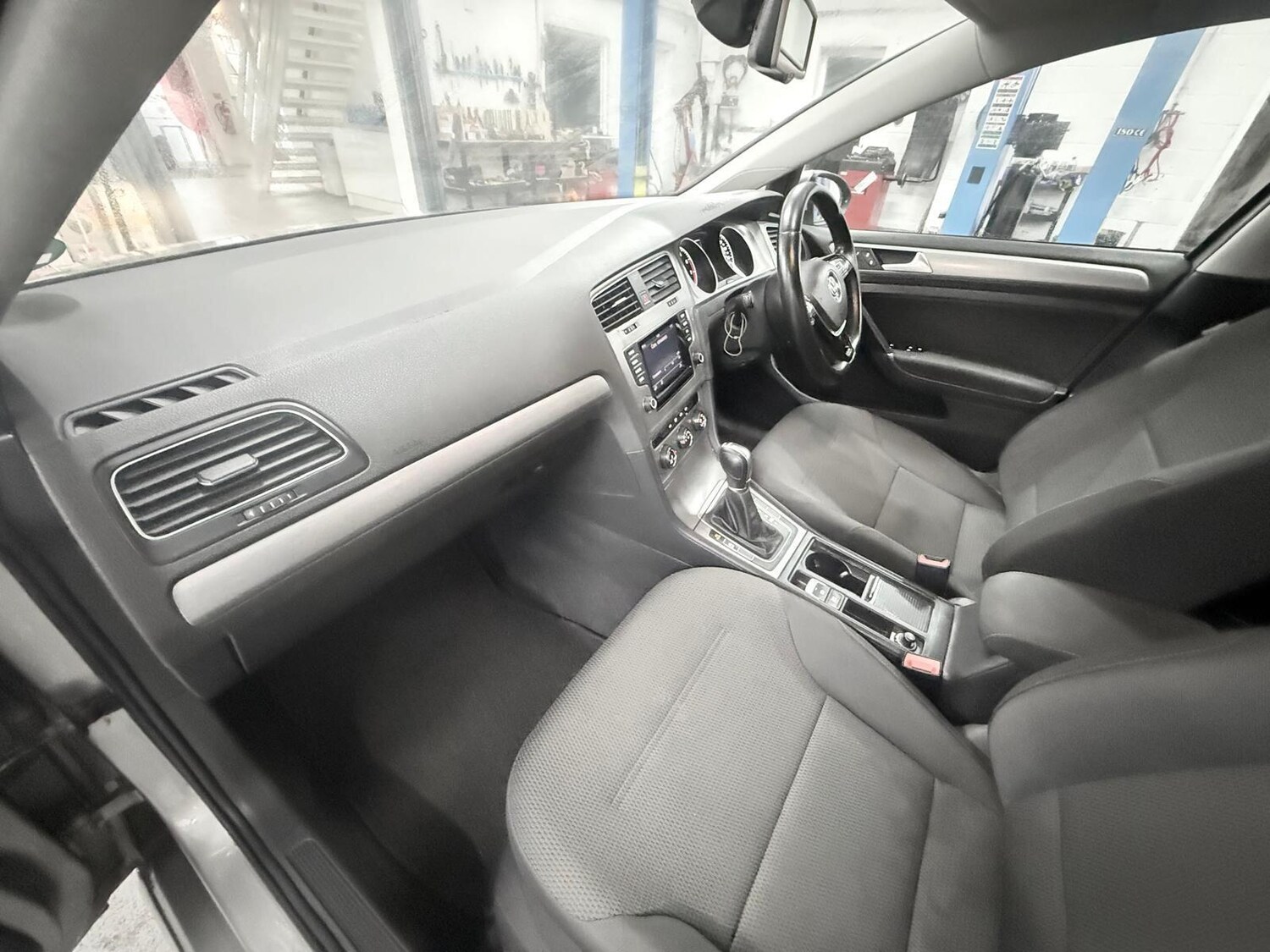 Used Volkswagen Golf 2014 for sale - 77838811: Photo 23