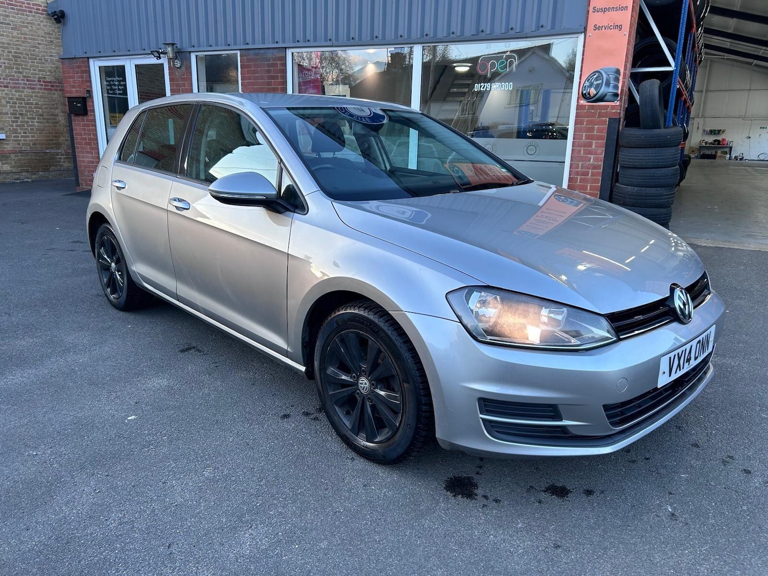 Used Volkswagen Golf 2014 for sale - 77838811: Photo 3