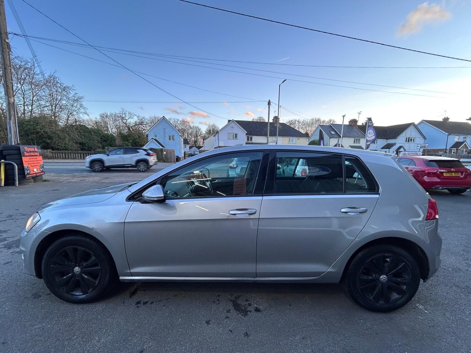 Used Volkswagen Golf 2014 for sale - 77838811: Photo 6