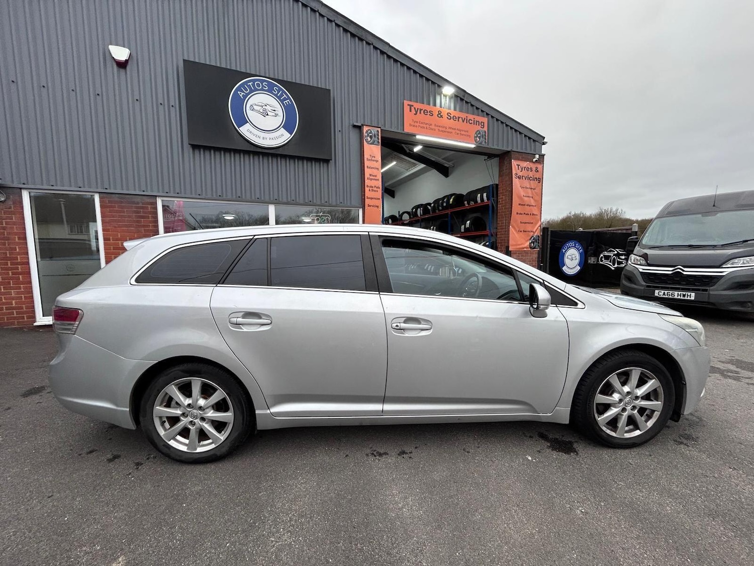 Used Toyota Avensis 2009 for sale - 77892563: Photo 10