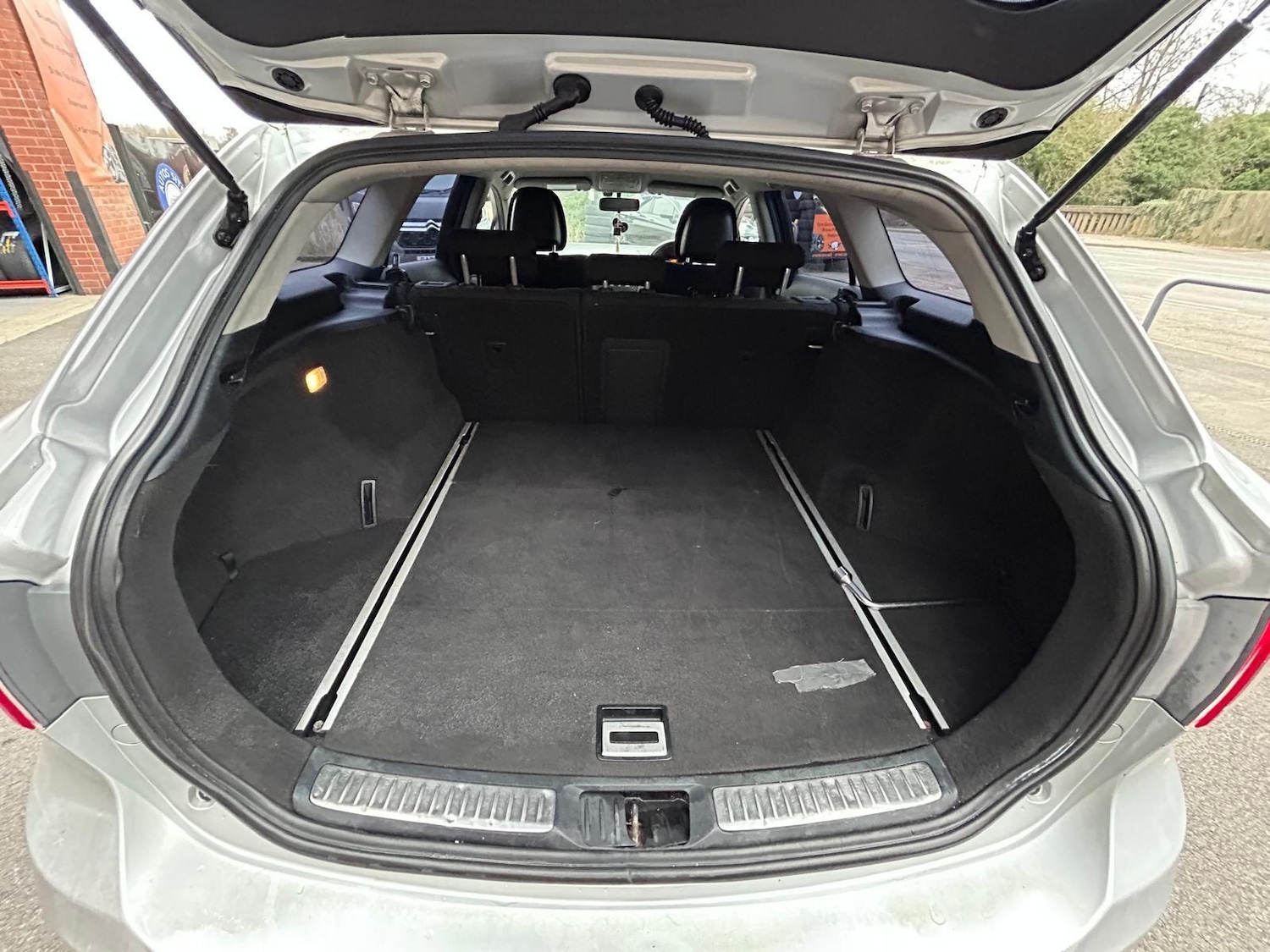 Used Toyota Avensis 2009 for sale - 77892563: Photo 12