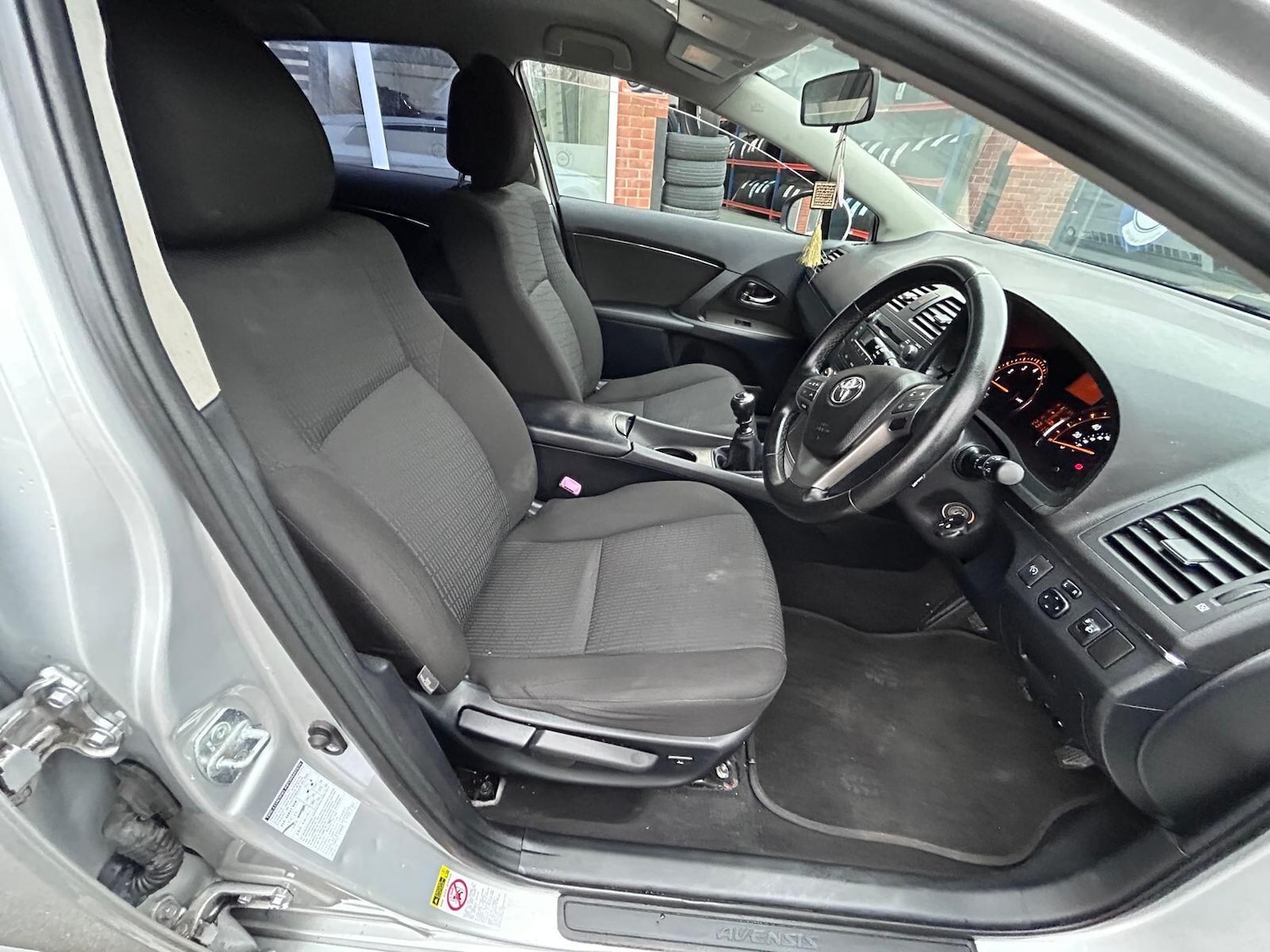 Used Toyota Avensis 2009 for sale - 77892563: Photo 29