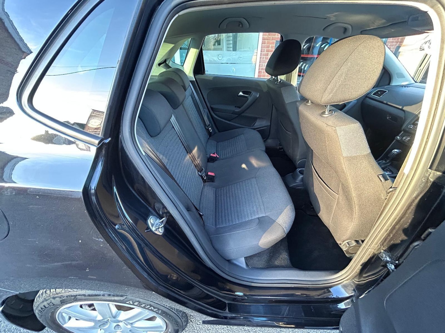 Used Volkswagen Polo for sale - 77738679: Photo 28