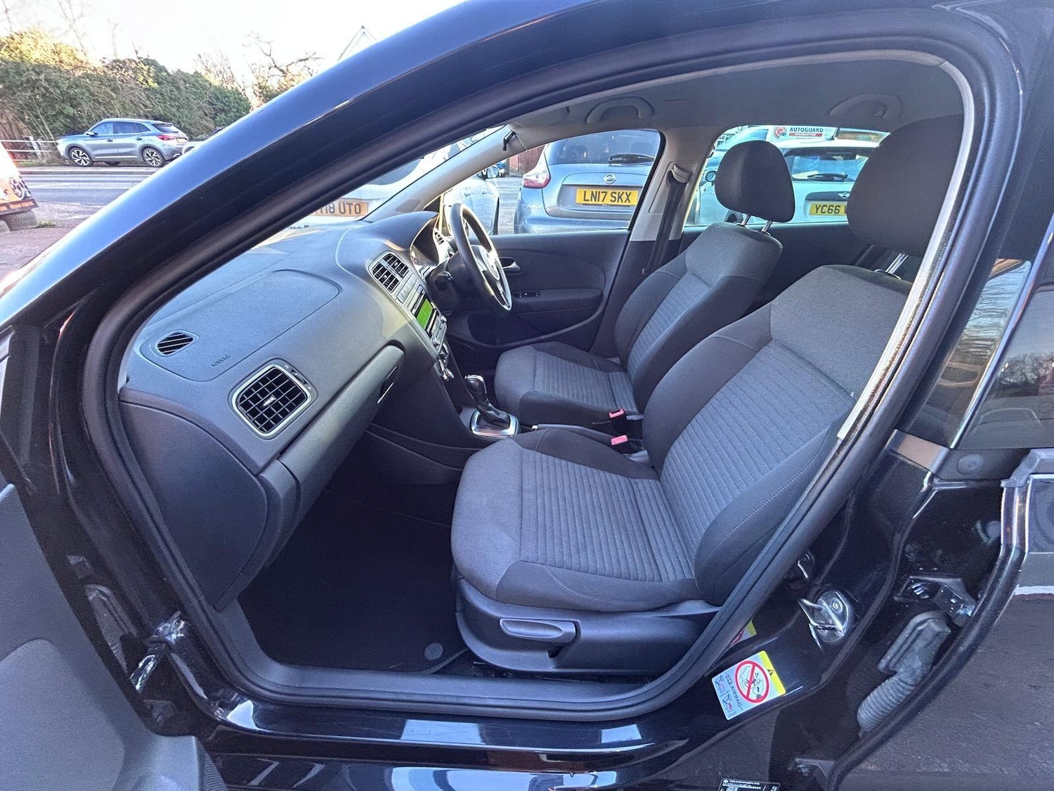 Used Volkswagen Polo for sale - 77738679: Photo 33