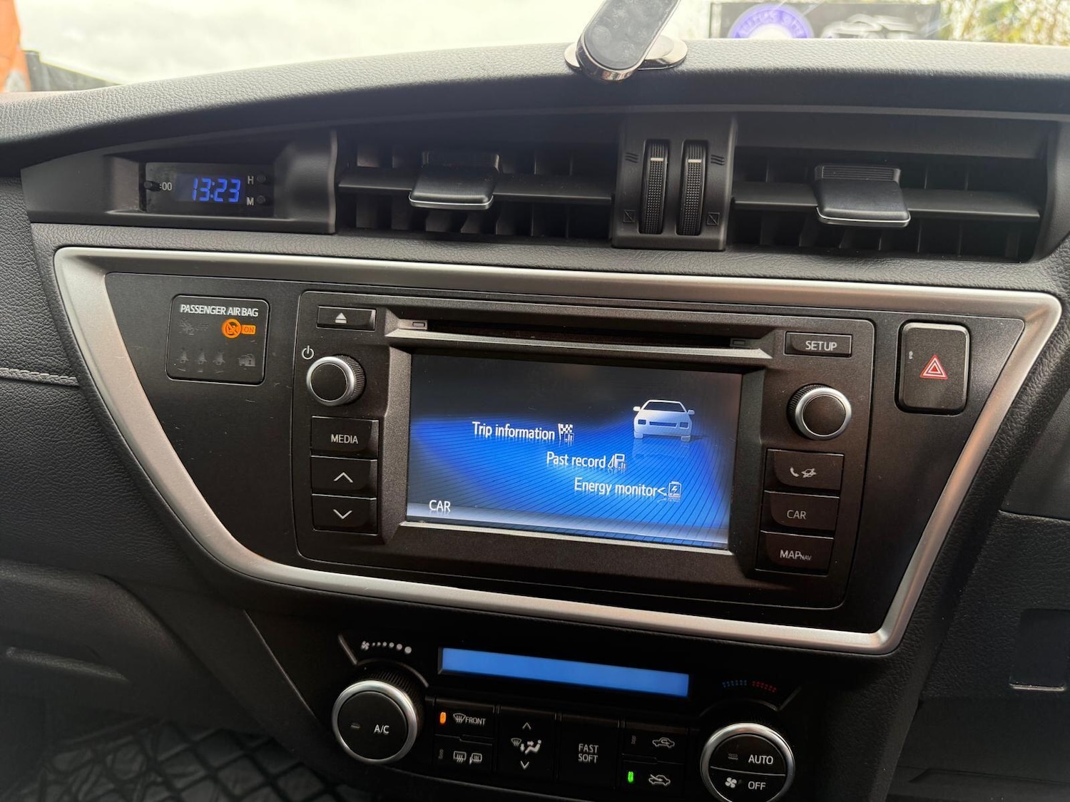 Used Toyota Auris 2015 for sale - 77456306: Photo 25