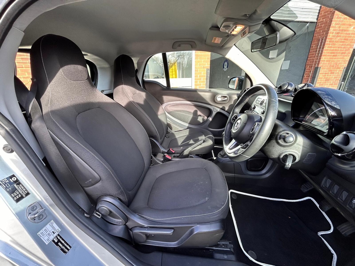 Used smart fortwo 2016 for sale - 77523953: Photo 23