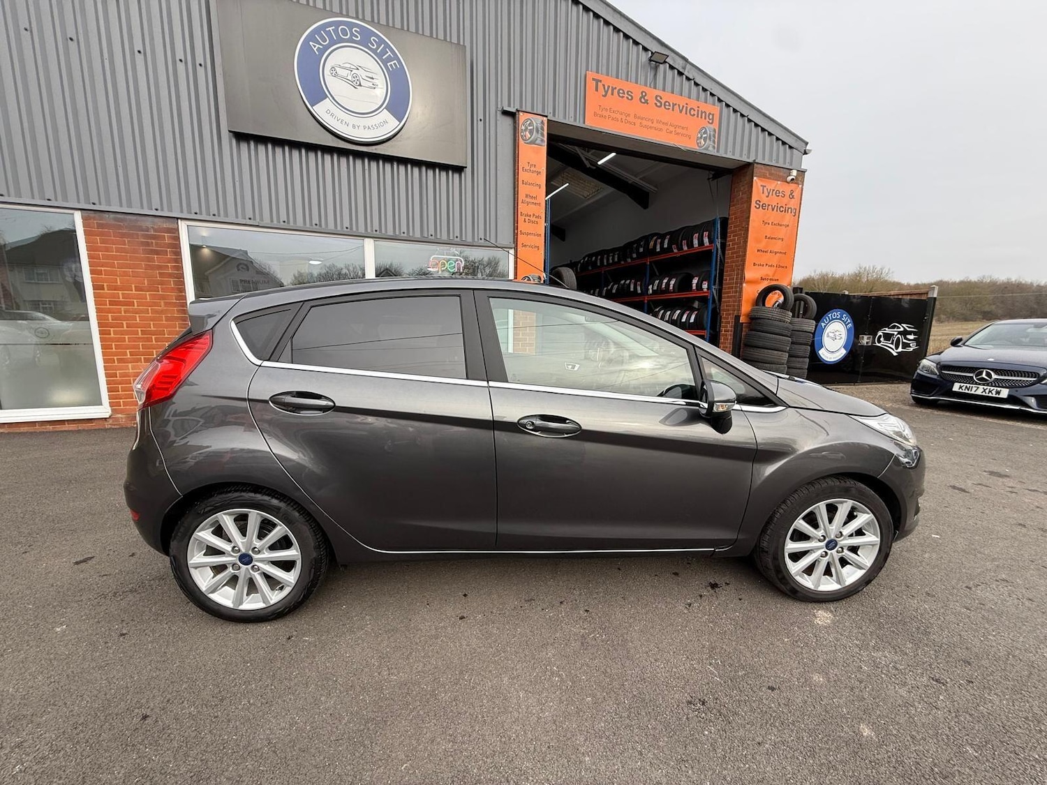 Used Ford Fiesta 2015 for sale - 77454696: Photo 10