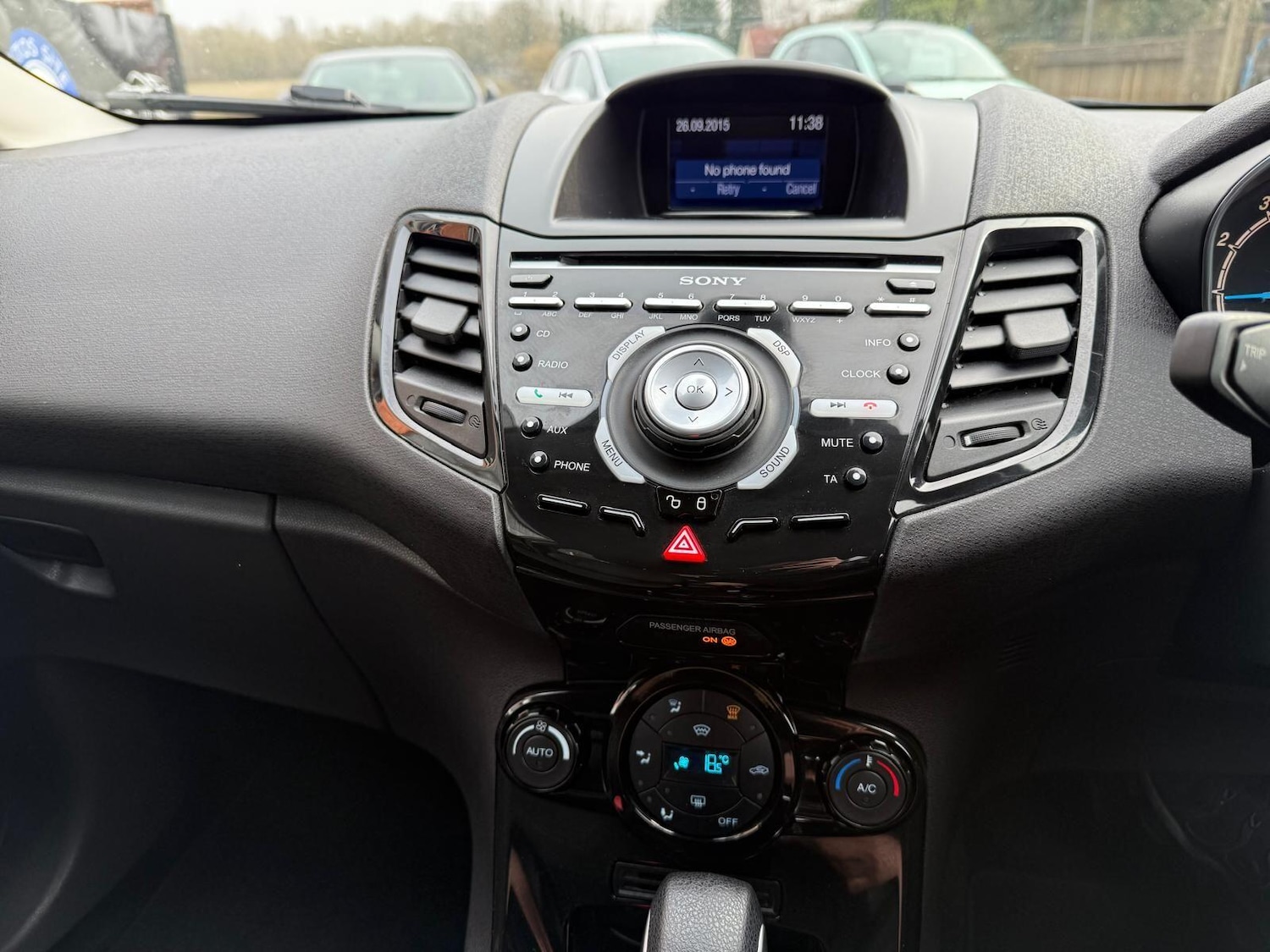 Used Ford Fiesta 2015 for sale - 77454696: Photo 25