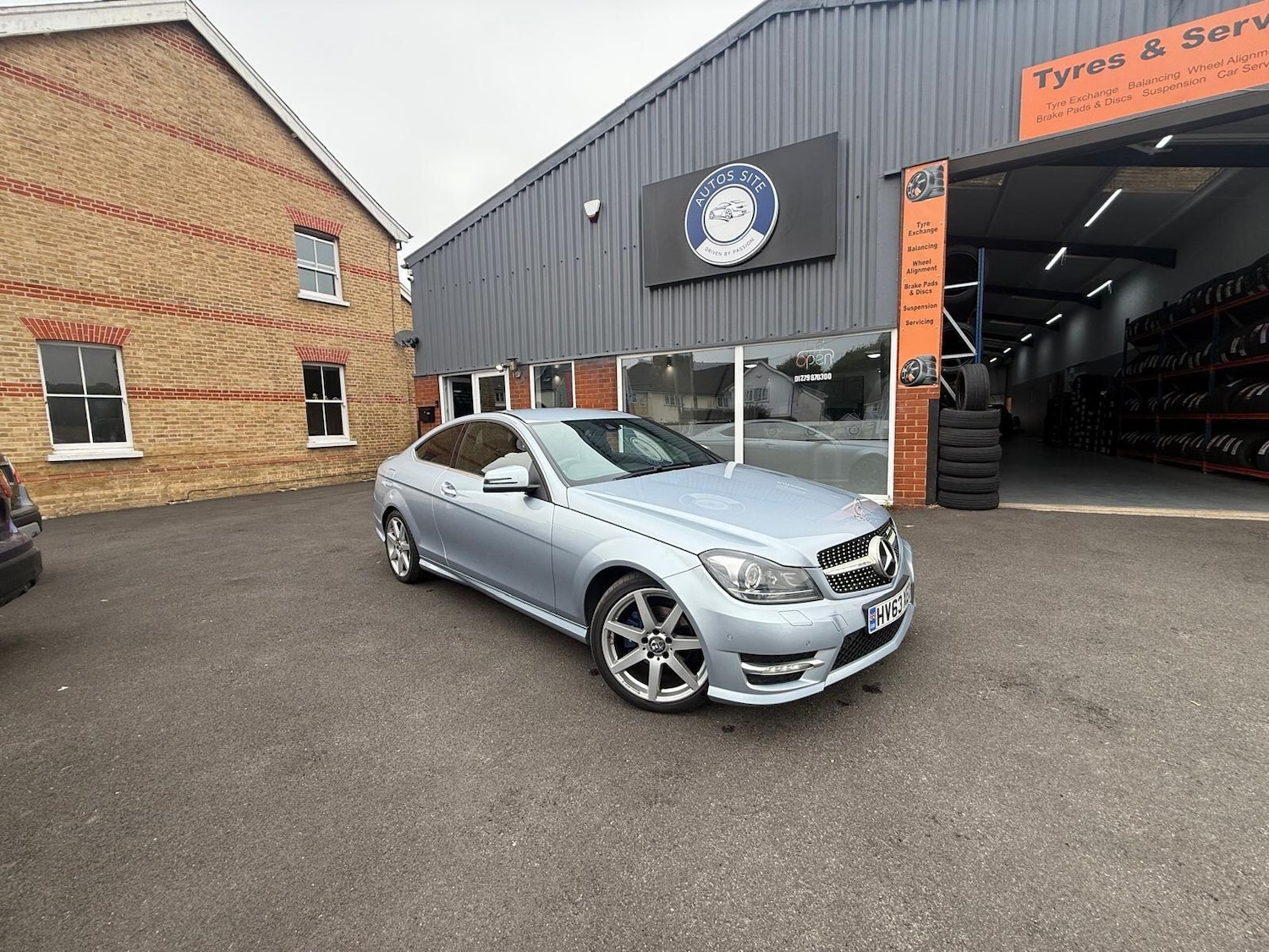 Used Mercedes-Benz C Class 2013 for sale - 77439852: Photo 2