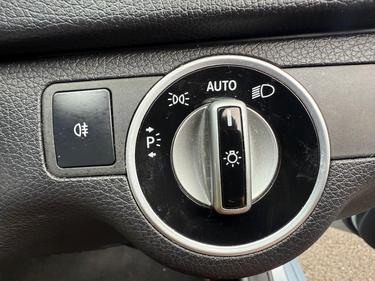 Used Mercedes-Benz C Class 2013 for sale - 77439852: Photo 23