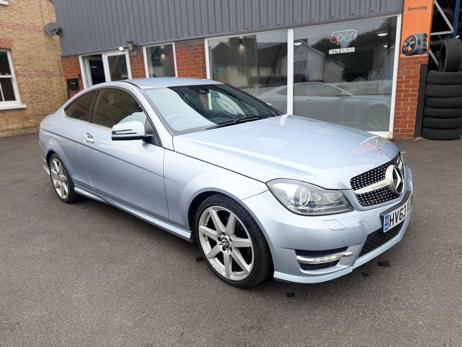 Used Mercedes-Benz C Class 2013 for sale - 77439852: Photo 3