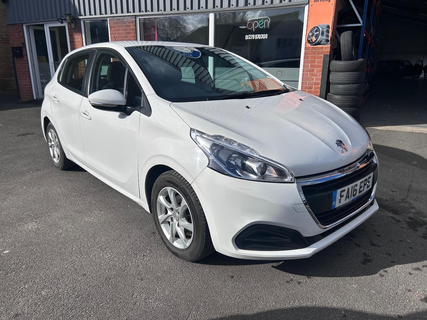 Used Peugeot 208 2016 for sale - 77839862: Photo 3
