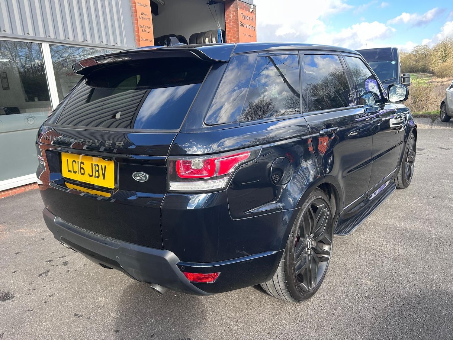 Used Land Rover Range Rover Sport 2016 for sale - 77893101: Photo 8