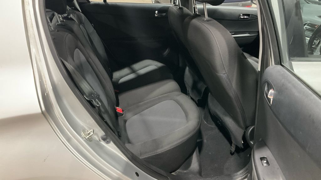 Used Hyundai i20 2013 for sale - 77451923: Photo 10