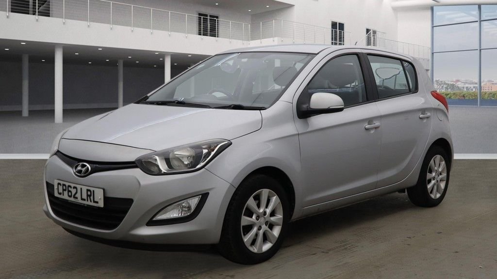 Used Hyundai i20 2013 for sale - 77451923: Photo 2