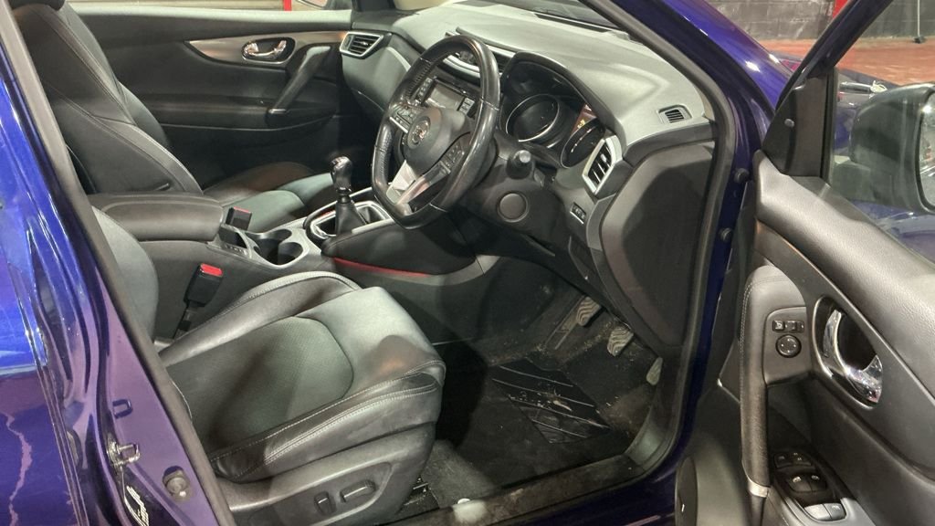 Used Nissan Qashqai 2017 for sale - 77835771: Photo 8