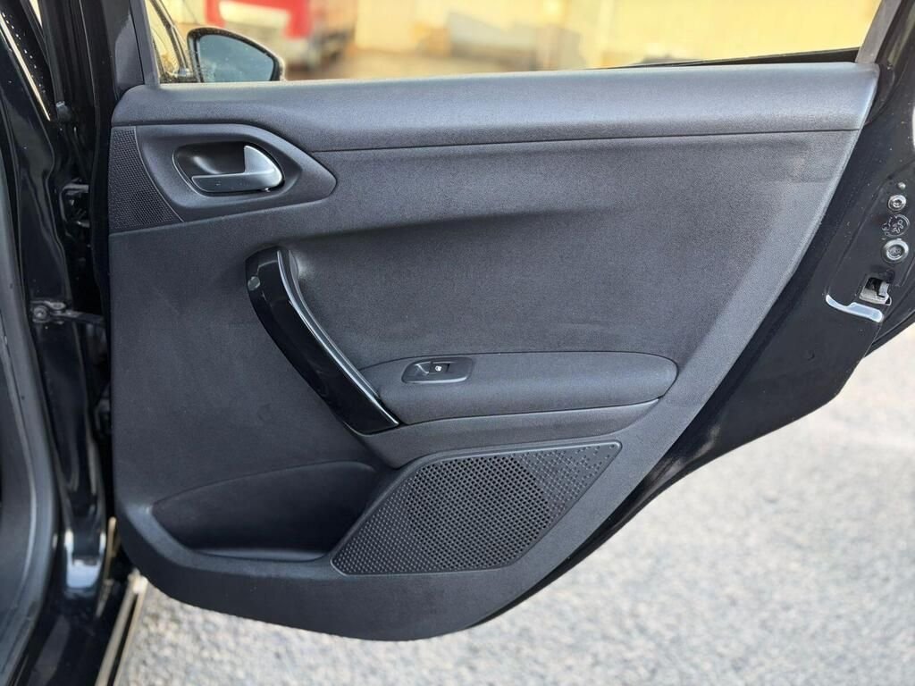 Used Peugeot 208 2019 for sale - 77147814: Photo 23