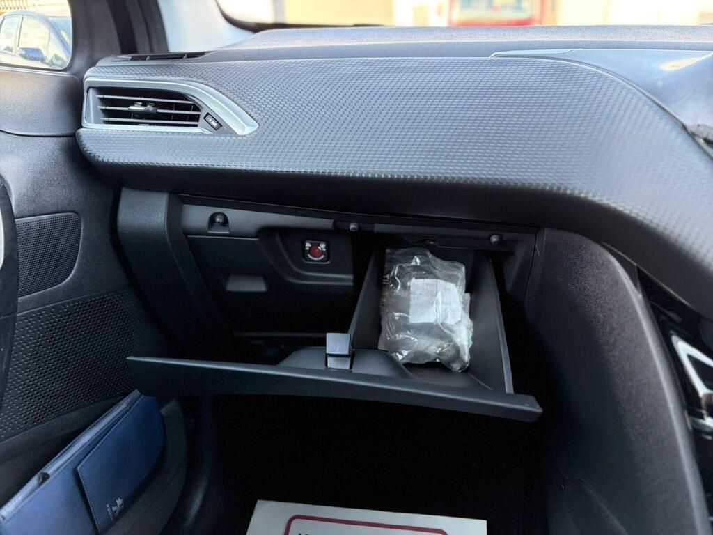 Used Peugeot 208 2019 for sale - 77147814: Photo 35