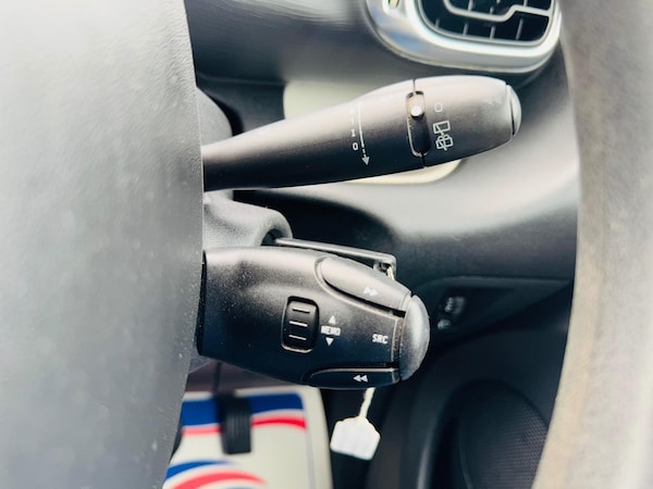 Used Citroen C3 Picasso 2009 for sale - 75302401: Photo 26