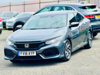 Used Honda Civic 2018 for sale - 75363836: Photo