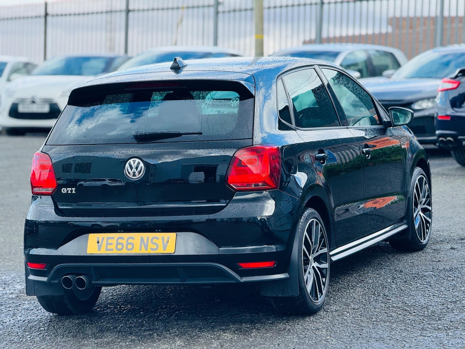Used Volkswagen Polo 2016 for sale - 76989197: Photo 11