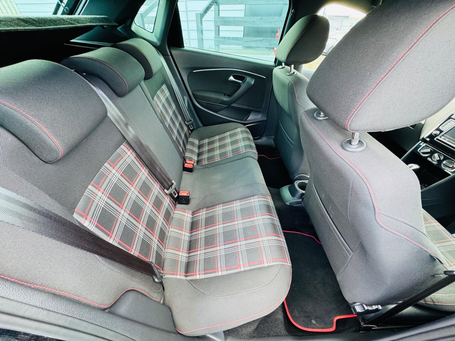 Used Volkswagen Polo 2016 for sale - 76989197: Photo 29