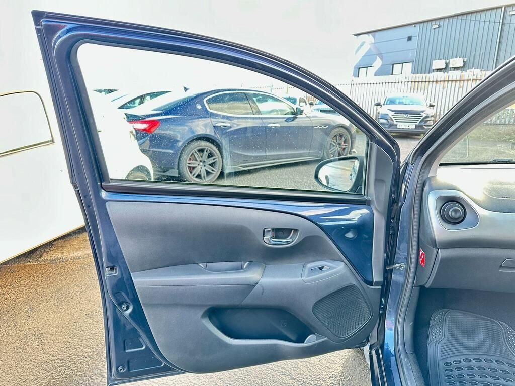 Used Toyota AYGO 2016 for sale - 77147799: Photo 17