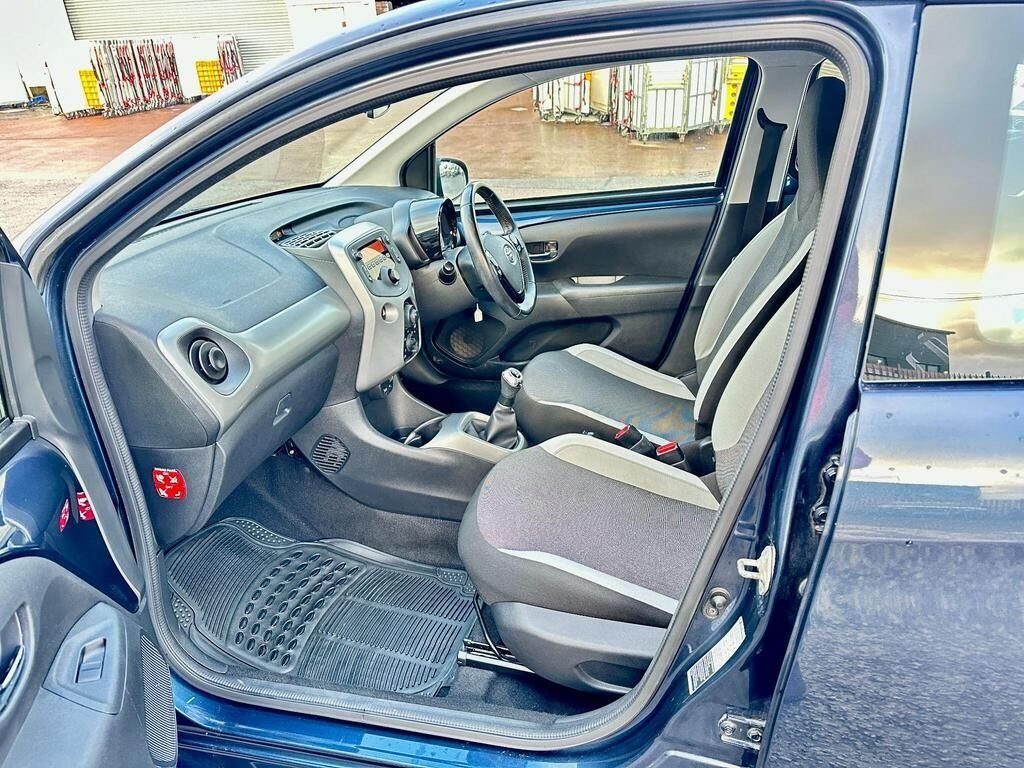 Used Toyota AYGO 2016 for sale - 77147799: Photo 22