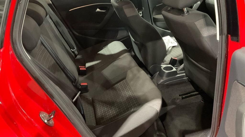 Used Volkswagen Polo 2014 for sale - 77147782: Photo 8