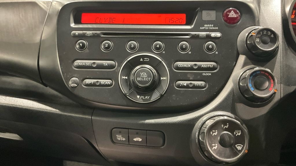 Used Honda Jazz 2012 for sale - 77498830: Photo 10