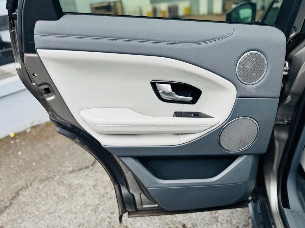 Used Land Rover Range Rover Evoque 2018 for sale - 77147839: Photo 36