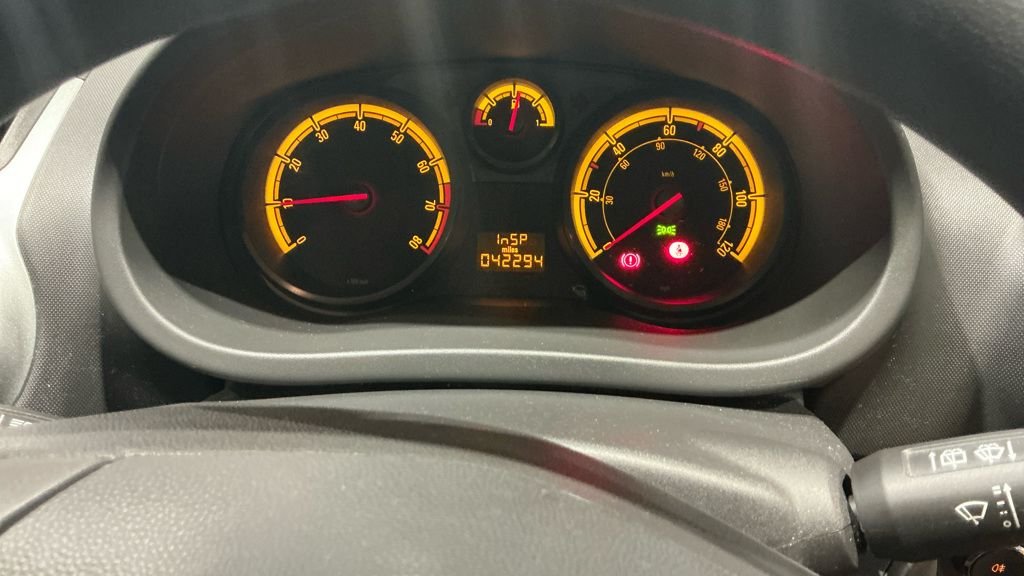 Used Vauxhall Corsa 2013 for sale - 77642821: Photo 10