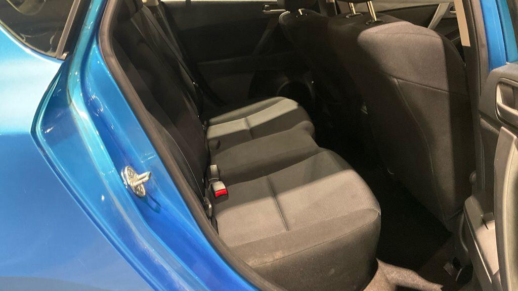 Used Mazda Mazda3 for sale - 77081401: Photo 9