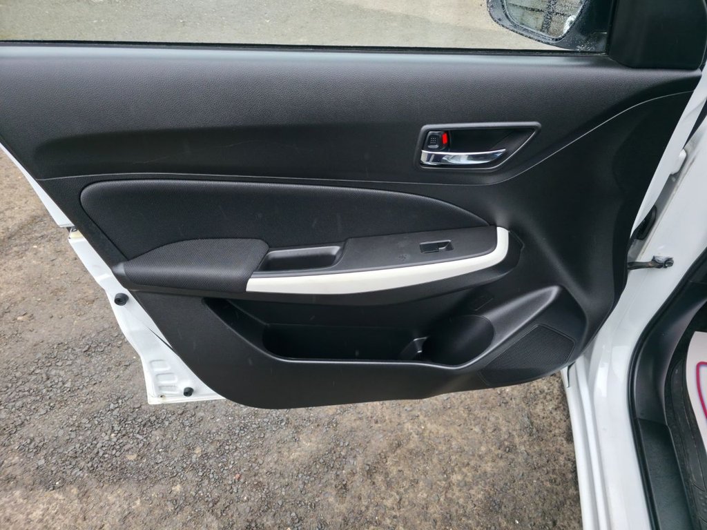 Used Suzuki Swift 2018 for sale - 77642795: Photo 34