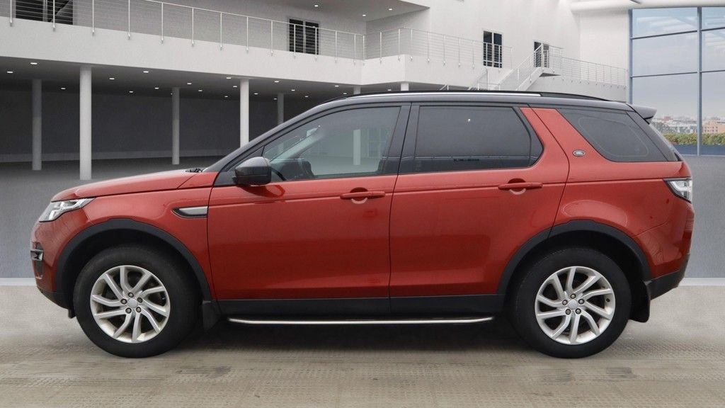 Used Land Rover Discovery Sport 2017 for sale - 77341788: Photo 9
