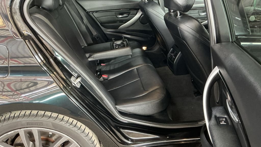 Used BMW 3 Series 2017 for sale - 78002864: Photo 8